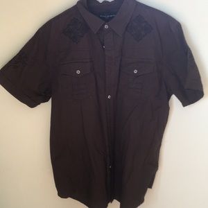 Men’s short sleeve button down shirt